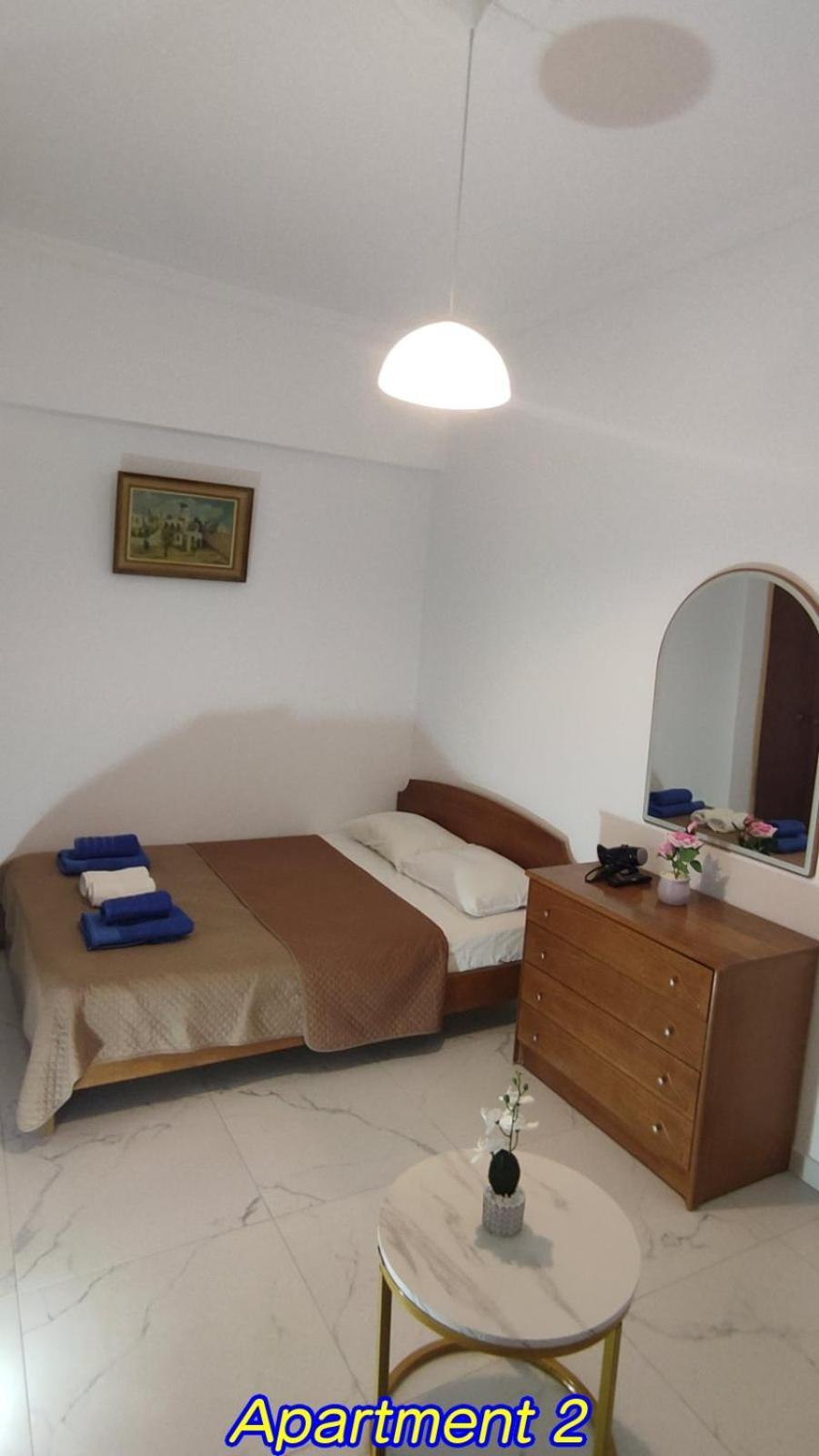 Keti'S Apartments เนอามูดาเนีย ภายนอก รูปภาพ